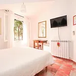 La Adults Only Con Giardino A Penzion
