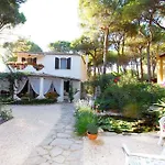 Maison d'hôtes La Adults Only Con Giardino A Pula