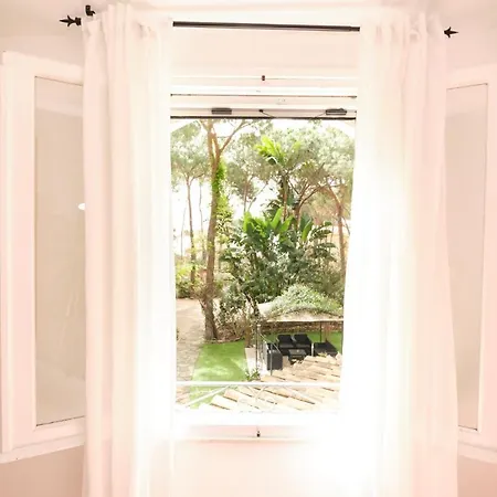 La Adults Only Con Giardino A 4*