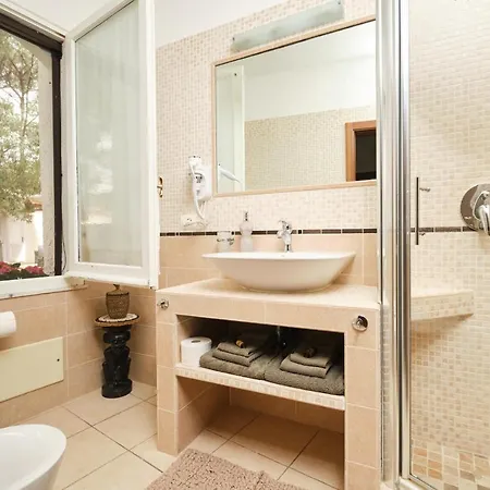 招待所 La Adults Only Con Giardino A 4*