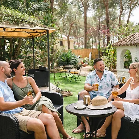 La Adults Only Con Giardino A 4* 普拉