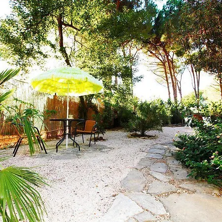 招待所 La Adults Only Con Giardino A 4*